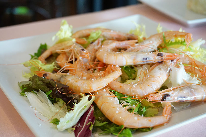 Gambas cocidas o al ajillo